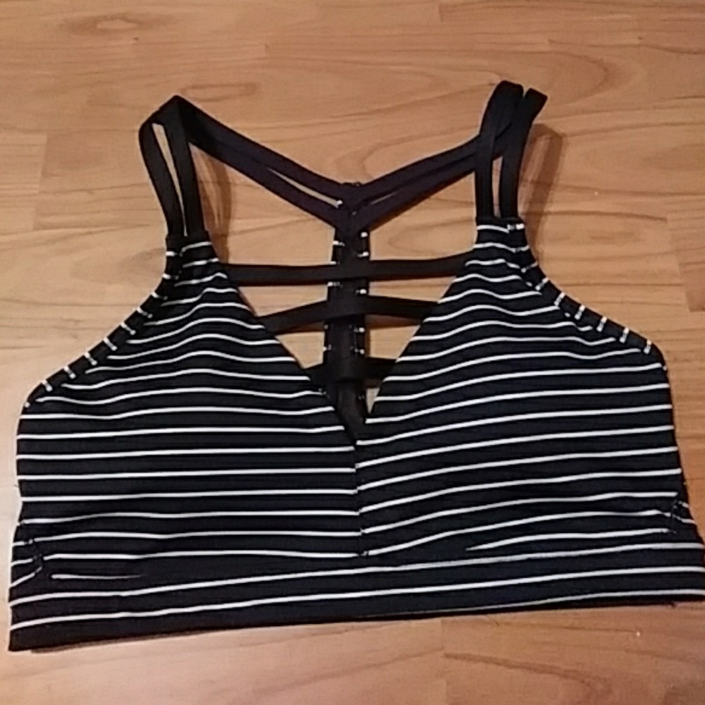 NWOT VS sports bra